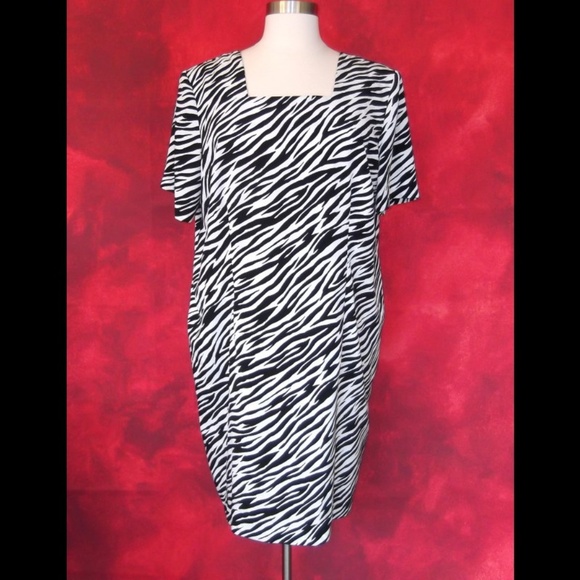 Sag Harbor Dresses & Skirts - Sag Harbor Zebra Stripe Dress Size 24W
